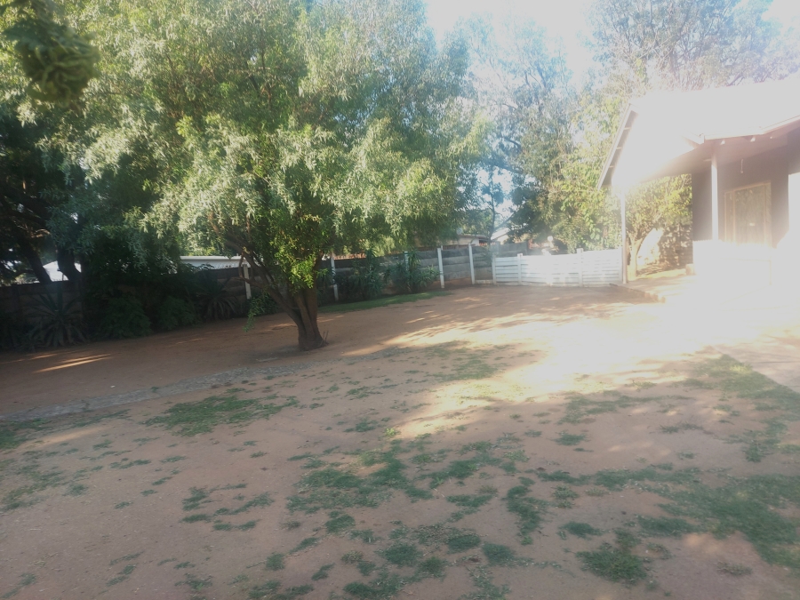 3 Bedroom Property for Sale in Oos Einde North West